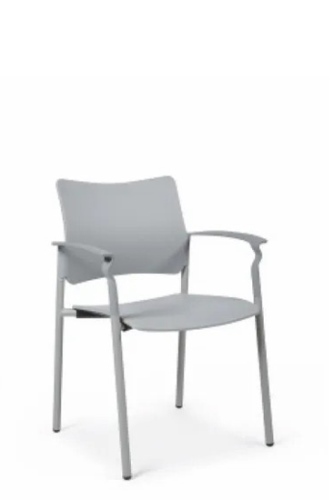 כיסא אורח פלסטיק דגם PINKO עם ידיות